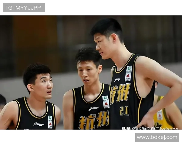 CCtV5直播上海男篮对战广厦队精彩赛事回顾与分析 CCtV5直播上海男篮对战广厦队精彩赛事回顾与分析