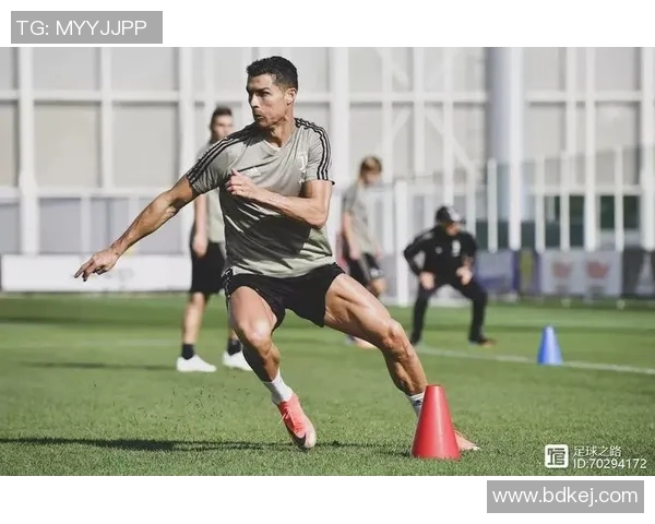 康未来与萨茨堡的对决揭示了未来足球发展的新趋势与挑战