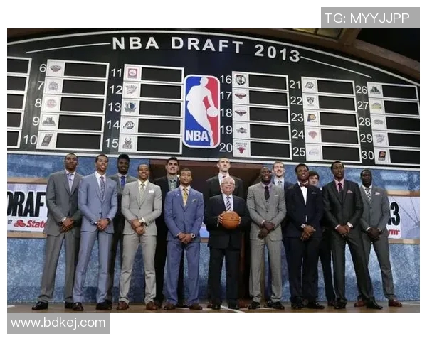 德雷克莱夫利二世：未来篮球之星的崛起与挑战