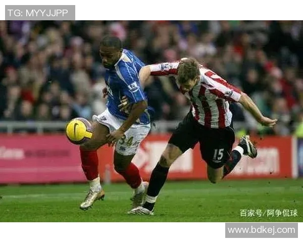 朴次茅斯与威科姆激战正酣比分揭晓引发球迷热议