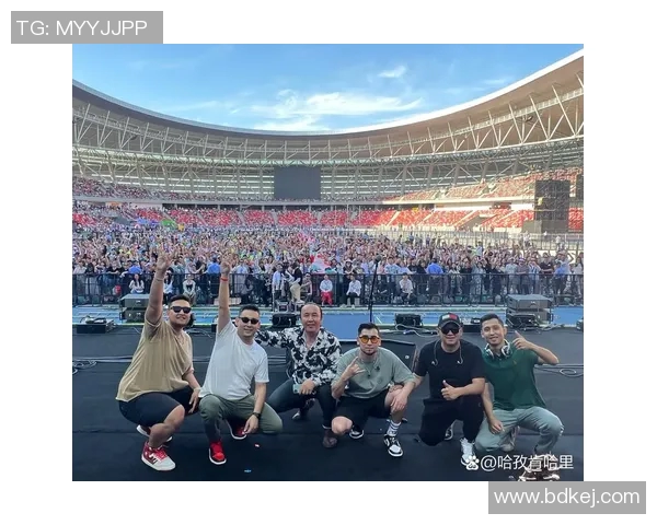 步行者与勇士激烈冲突现场揭秘球员间的对抗为何升级为打斗