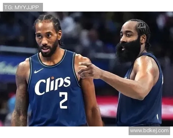 森林狼与金州勇士激战正酣谁能在这场对决中笑到最后