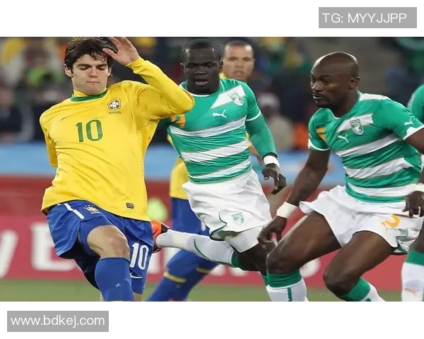 科特迪瓦与南非足球对决精彩回顾与赛场亮点分析 科特迪瓦与南非足球对决精彩回顾与赛场亮点分析