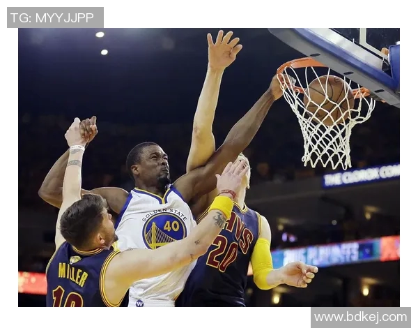 哈里森巴恩斯：从新秀到明星球员的蜕变之路与篮球生涯回顾