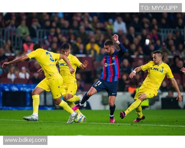 瓦伦西亚主场迎战加的斯期待精彩对决与三分争夺战