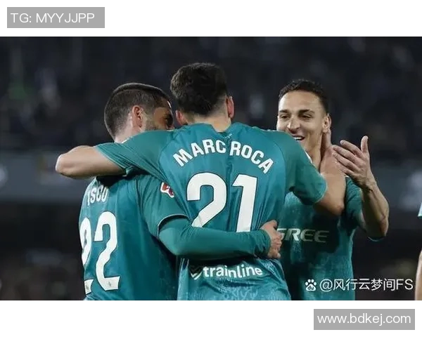 西甲激战西班牙人对决社会球队争夺积分榜重要位置