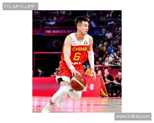 郭艾伦领衔中国男篮新征程展现青春风采与拼搏精神的无限可能